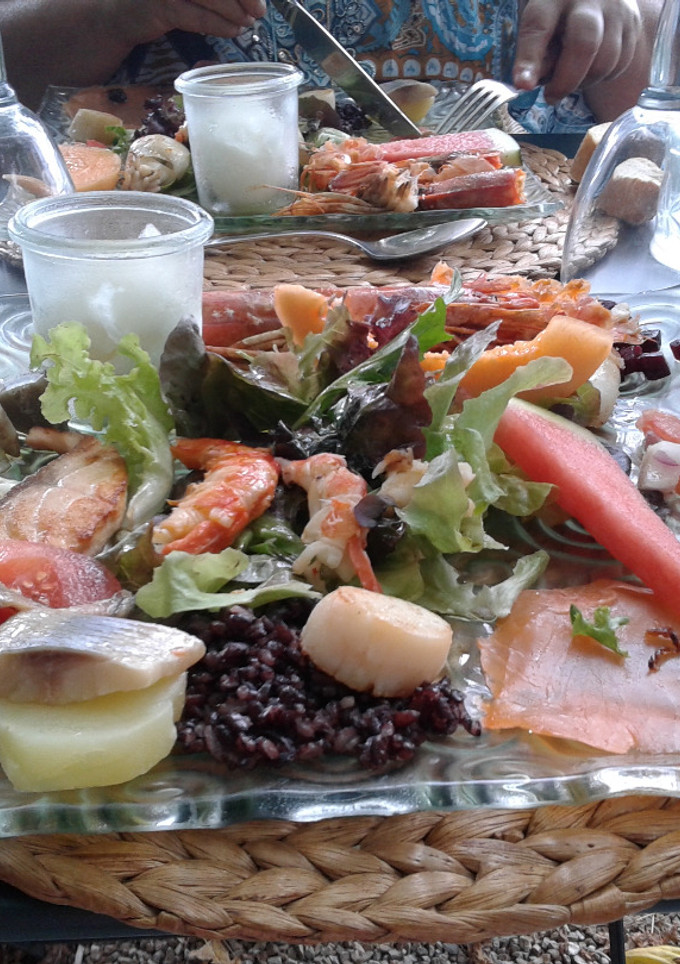 Una foto de Ensalada de ahumados