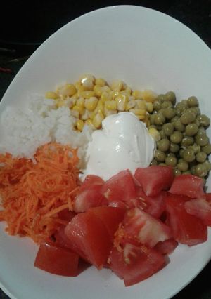 Una foto de Arroz primavera 🍜🍚🍅🌽