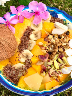 A picture of Tropical Mango Smoothie Bowl.