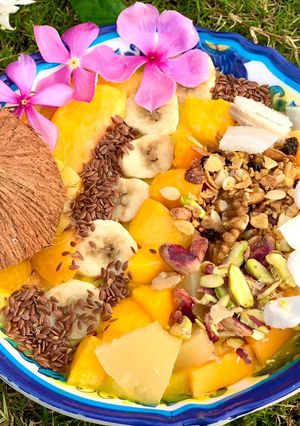 A picture of Tropical Mango Smoothie Bowl.