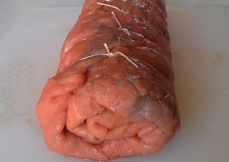 Rotolo di carpaccio farcito