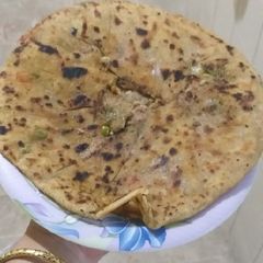 A picture of Sabzi Paratha.