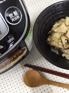 冬天食補首席─麻油香菇雞米糕 的食譜成品照片