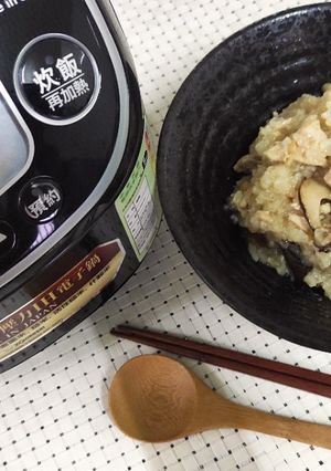 冬天食補首席─麻油香菇雞米糕 的食譜成品照片