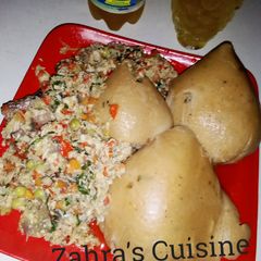 A picture of MoiMoi & egg source (Alale).