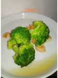 Broccoli and Dried Shrimps Stir-Fry (6 Ingredients)