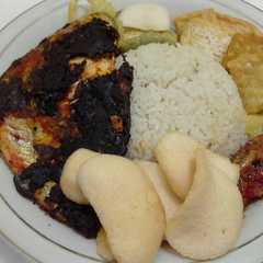 รูปของ Nasi Uduk Rice Cooker