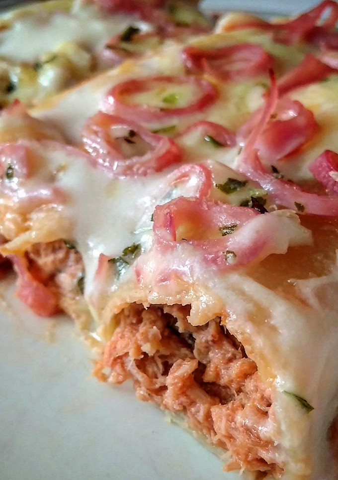 Una foto de Canelones de atún