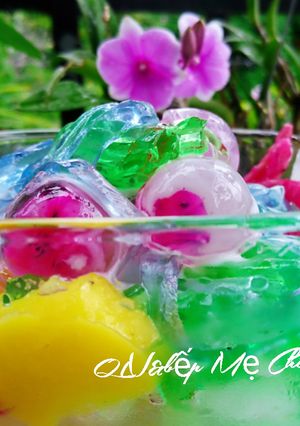 Hình của món Chè thập cẩm mùa giãn cách.