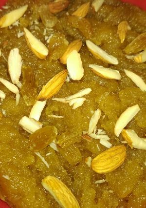 आटा हलवा (Aata halwa recipe in hindi) रेसिपी मुख्य फोटो
