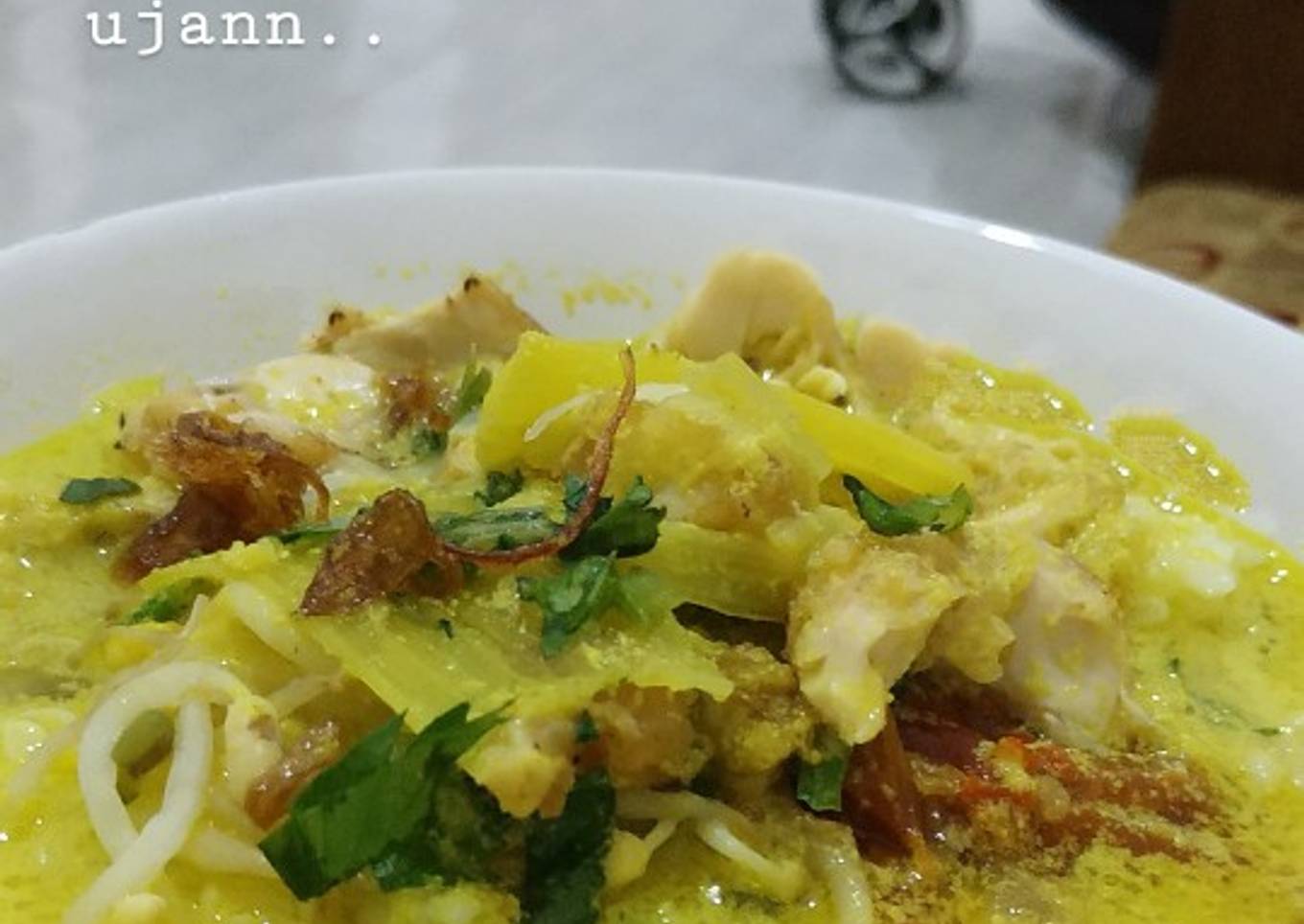 Soto ayam kuah santan