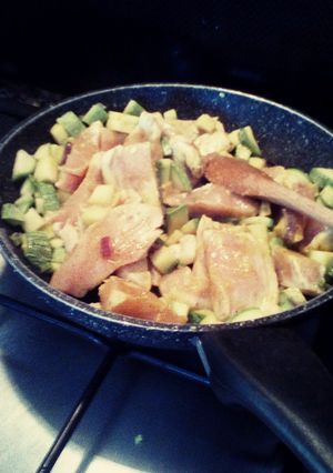 Foto di Pollo al curry con zucchine