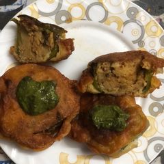 Elephant Yam stuffed Chillipakoda A picture of Elephant Yam stuffed Chillipakoda.