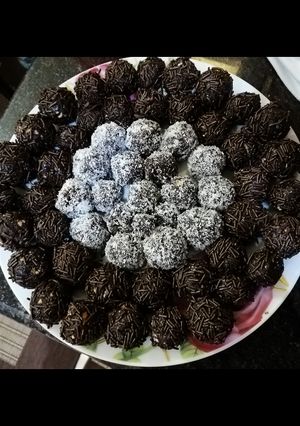 صورة لوصفة كرات الشوكولا