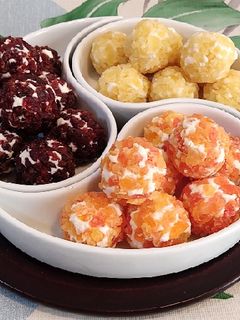 Una foto de Bombones de queso y tofu