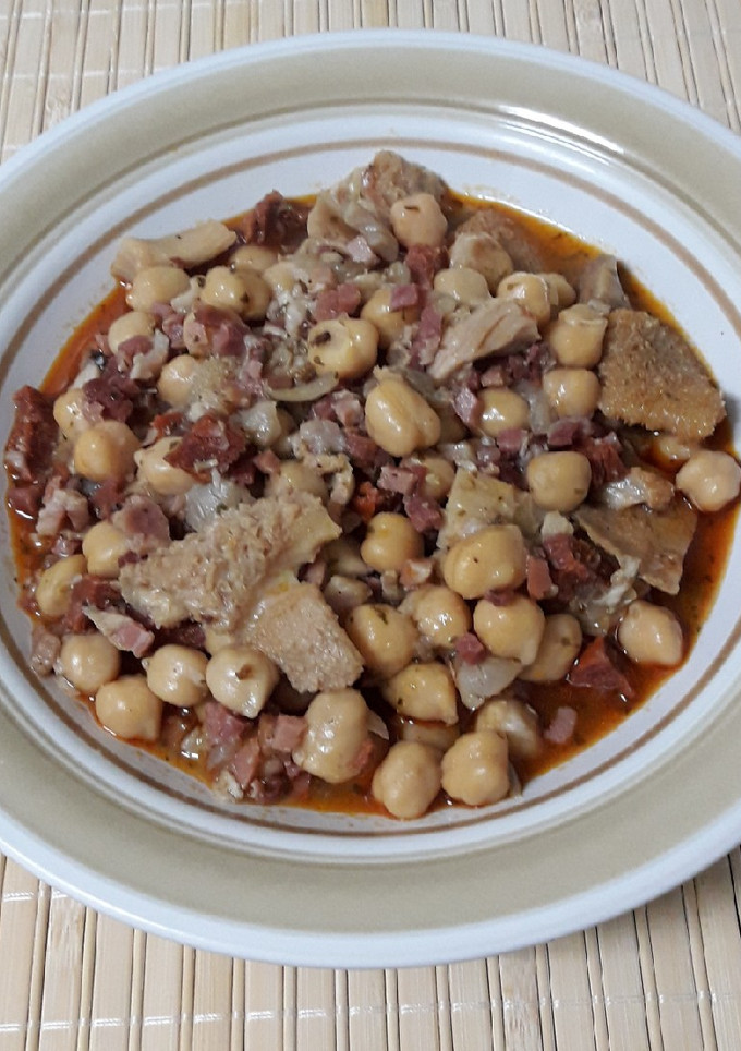 Una foto de Menudo de garbanzos