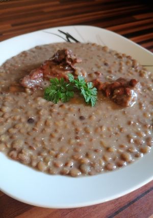 Újévi lencsefőzelék recept fotója
