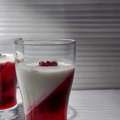 A picture of Pom Panna cotta.