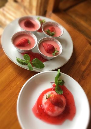 Foto resep Silky strawberry puding