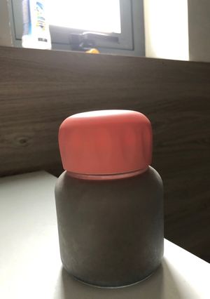 Hình của món Sữa óc chó hạt sen mè đen.
