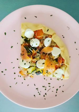 Une photo de Tarte truite fumée - courgette