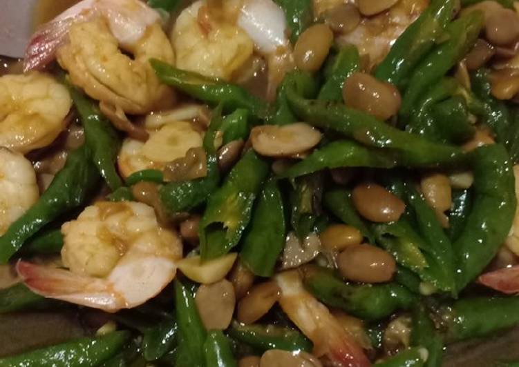 Langkah Mudah untuk Menyiapkan Udang, taoco dan cabe ijo, Lezat Sekali