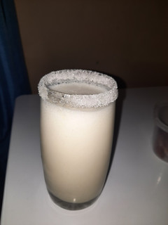 Una foto de Limonada con leche condensada, muy fácil de preparar 🍋❤