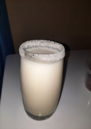 Una foto de Limonada con leche condensada, muy fácil de preparar 🍋❤