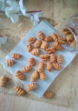 Foto resep Kue Garpu Manis / Biji Ketapang Renyah #KamisManis