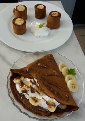O poză a rețetei Clătite cu ciocolată și banane.