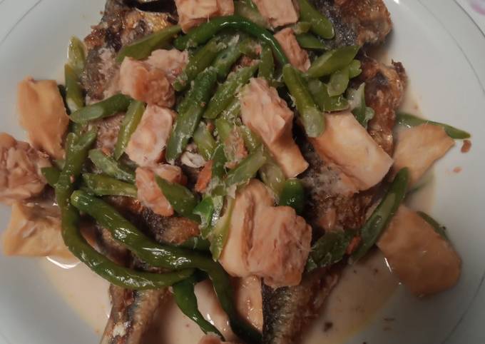 Ikan sarden masak tauco