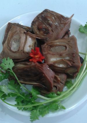 Hình của món Mít non kho chay.