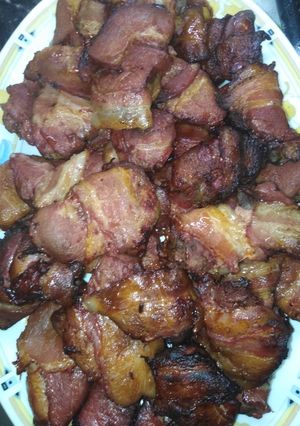 Baconbe csavart csirkemáj recept fotója