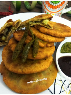आलू की कचौड़ी (Aloo ki kachodi recipe in Hindi) रेसिपी मुख्य फोटो
