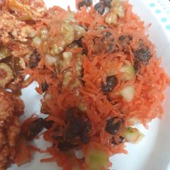 A picture of Honey Carrot Salad.