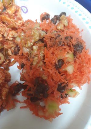 A picture of Honey Carrot Salad.