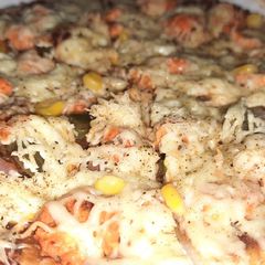 A picture of Cheesy pizza at home.