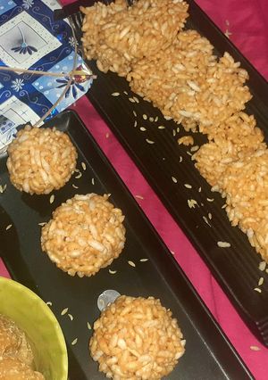 लाई चिक्की/ मुरमुरे लड्डु(Lai chikki/Murmura laddu recipe in Hindi) रेसिपी मुख्य फोटो