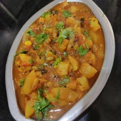 A picture of Lauki Aloo ki Sabji.