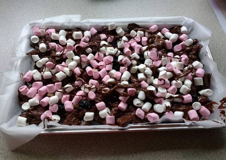 Easy Simple Rocky Road