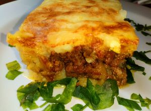 Una foto de Pastel de papas y carne gratinado 🇦🇷