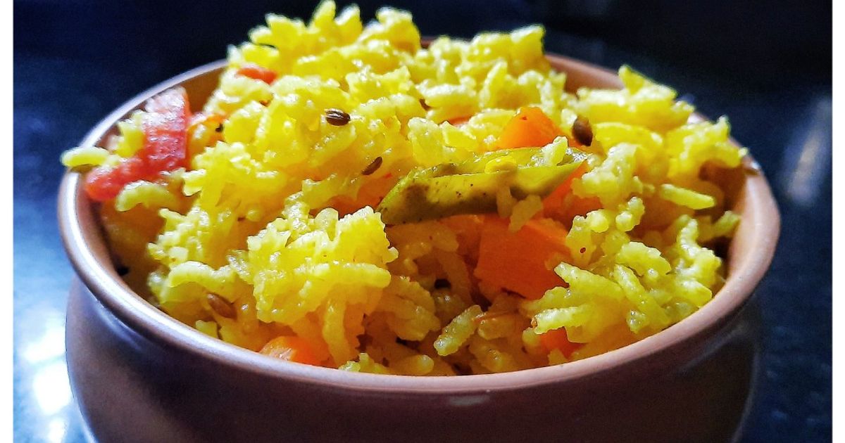 Red Rice Rath Bath Simple Mixed Vegetable Rice Bath In Pressure Cooker Recipe by Shruti ...