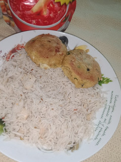 A picture of Whole hot spice rice with chicken.