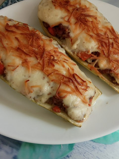 Una foto de Calabacines rellenos 🥒🥒