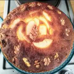 Foto di Torta di mele e noci