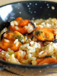 Una foto de Arroz caldoso de mejillones