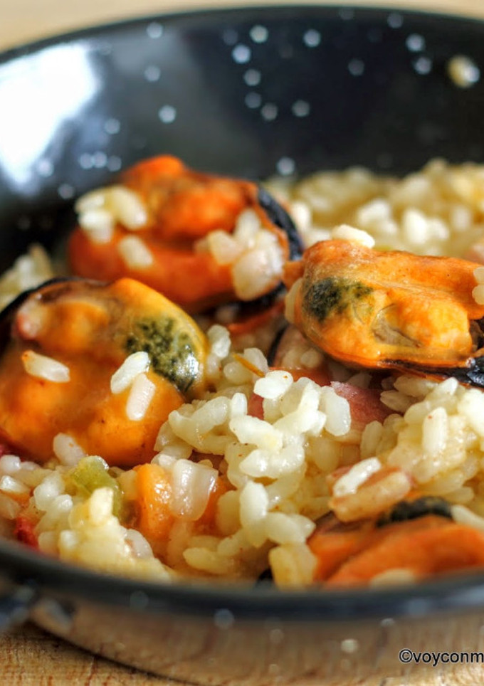 Una foto de Arroz caldoso de mejillones