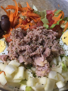 Una foto de Ensalada multicolor