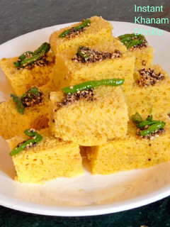 ढोकला (Dhokla recipe in Hindi) रेसिपी मुख्य फोटो