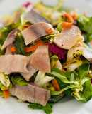 Salad Cá Trích Xông Khói